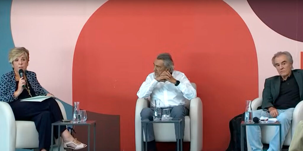 Mariola Urrea, Manuel Escudero y Javier Pérez Royo en Foro Avanza